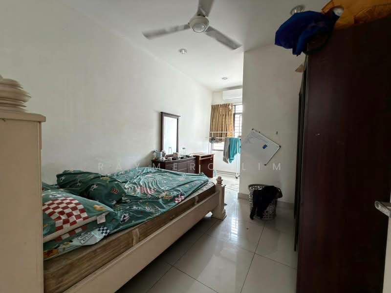 2-storey Terraced House for Sale in Rawang (Selangor) - Raymerc Lim - Bedroom - PropertyGuru.com.my