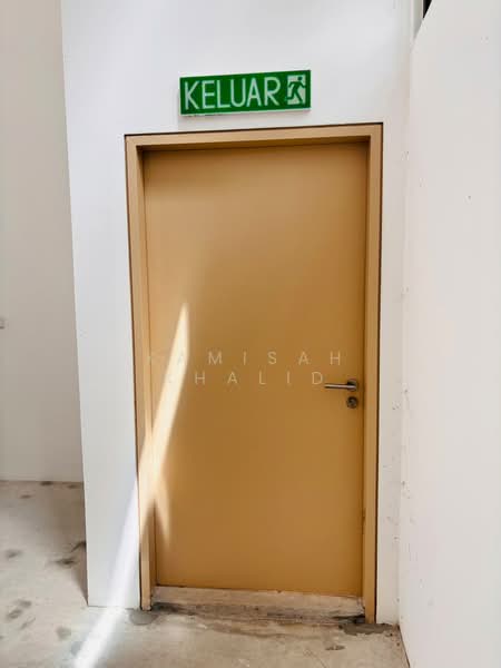 Shop for Rent in Bandar Gamuda Cove (Dengkil) - Kamisah Khalid - Entrance - PropertyGuru.com.my