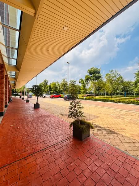 Shop for Rent in Bandar Gamuda Cove (Dengkil) - Kamisah Khalid - Exterior - PropertyGuru.com.my