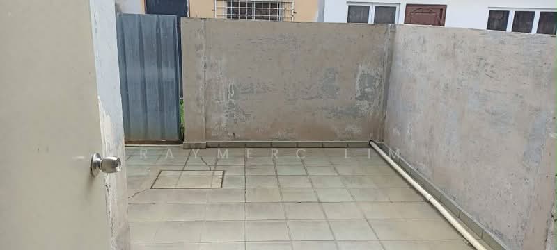 2-storey Terraced House for Sale in Bandar Bukit Beruntung (Bukit Beruntung) - Raymerc Lim - Exterior - PropertyGuru.com.my