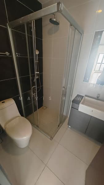Condominium for Rent at Kings Bay @ Country Garden Danga Bay - Mavis Hew - Bathroom - PropertyGuru.com.my