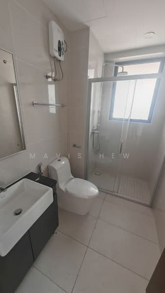 Condominium for Rent at Kings Bay @ Country Garden Danga Bay - Mavis Hew - Bathroom - PropertyGuru.com.my