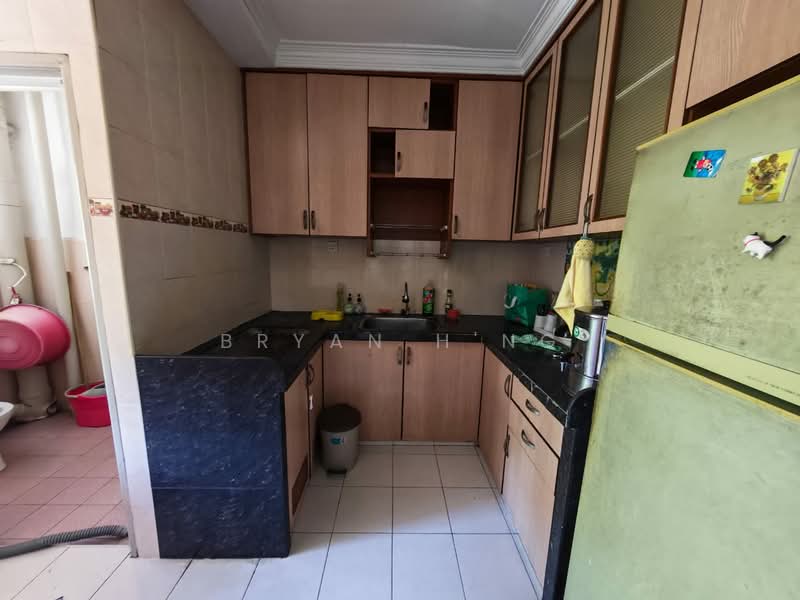 Pangsapuri untuk Dijual di Sri Impian Apartment - Bryan H'ng - Kitchen - PropertyGuru.com.my