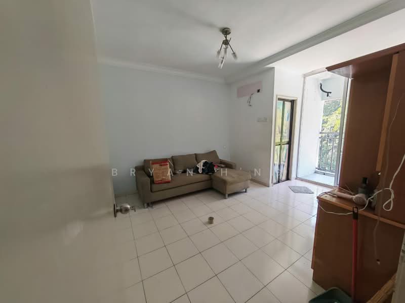 Pangsapuri untuk Dijual di Sri Impian Apartment - Bryan H'ng - Living Room - PropertyGuru.com.my