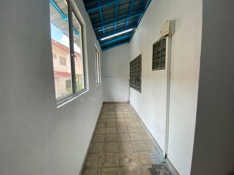 2-storey Terraced House for Rent in Bangi (Selangor) - Candy Tan - Corridor - PropertyGuru.com.my