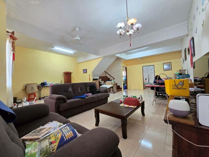 2-storey Terraced House for Sale in Shah Alam (Selangor) - Alex Lee - Living Room - PropertyGuru.com.my