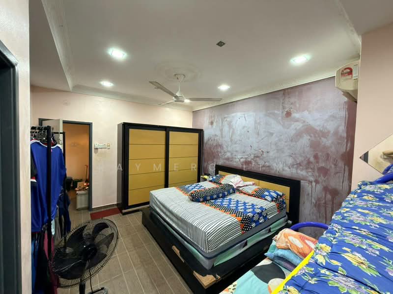 Townhouse for Sale in Kota Emerald (Rawang) - Raymerc Lim - Bedroom - PropertyGuru.com.my