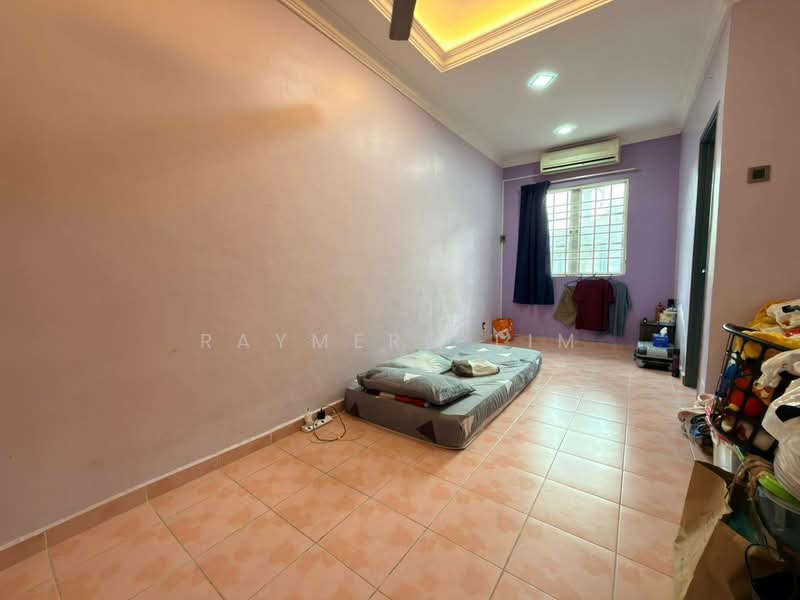 Townhouse for Sale in Kota Emerald (Rawang) - Raymerc Lim - Bedroom - PropertyGuru.com.my