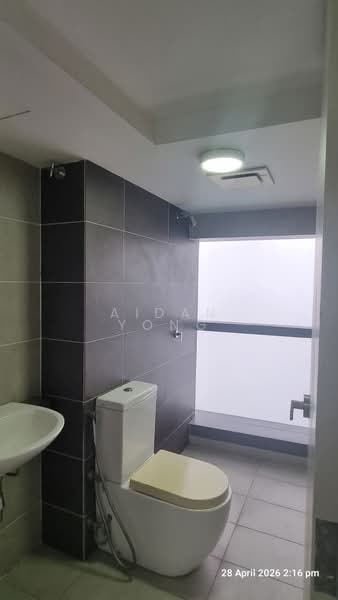 Service Residence for Sale at Pinnacle Petaling Jaya - Aidan Yong - Bathroom - PropertyGuru.com.my