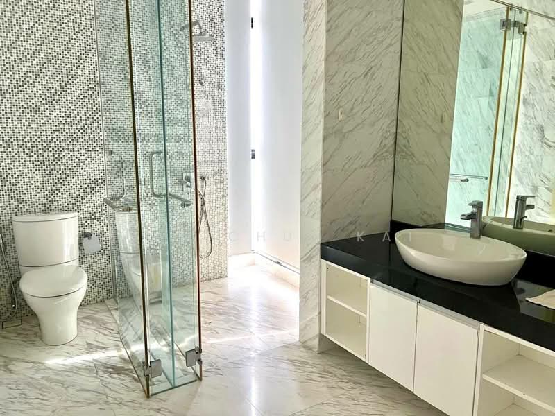 Kondominium untuk Disewa di Setia V Residences - Gan Chun Kai - Bathroom - PropertyGuru.com.my