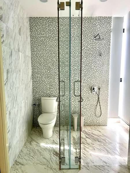Kondominium untuk Disewa di Setia V Residences - Gan Chun Kai - Bathroom - PropertyGuru.com.my