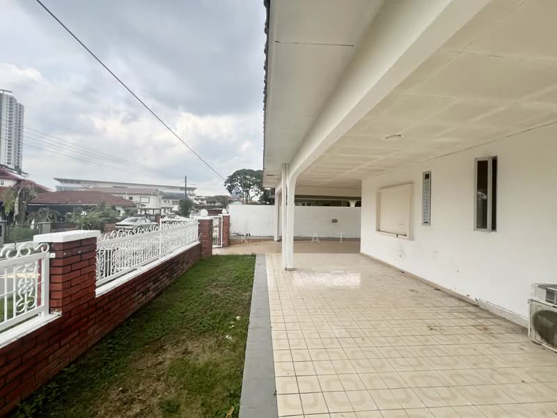 Bungalow House untuk Dijual di Taman Majidee (Johor Bahru) - Yik Tat - PropertyGuru.com.my