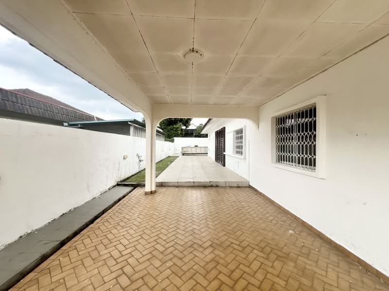 Bungalow House untuk Dijual di Taman Majidee (Johor Bahru) - Yik Tat - PropertyGuru.com.my
