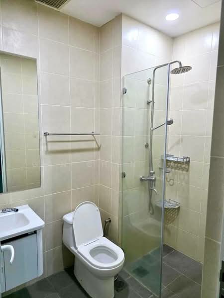 Kondominium untuk Disewa di Southbay Plaza - Gan Chun Kai - Bathroom - PropertyGuru.com.my