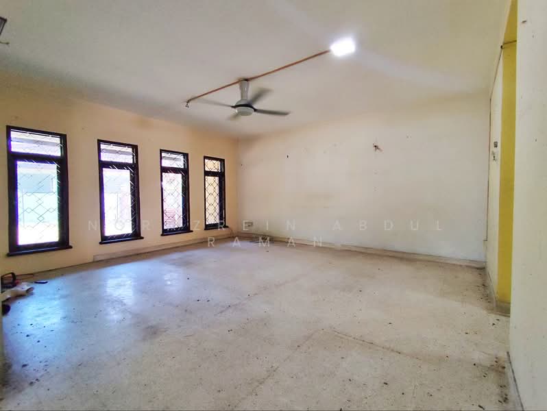 2-storey Terraced House for Sale in Taman Melawati (Ulu Kelang) - Norazrein Abdul Raman - Living Room - PropertyGuru.com.my