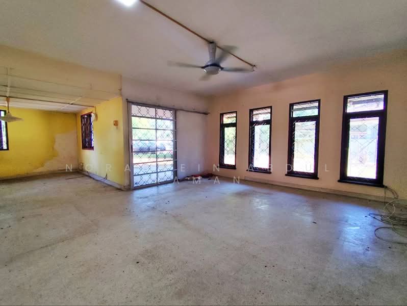 2-storey Terraced House for Sale in Taman Melawati (Ulu Kelang) - Norazrein Abdul Raman - Living Room - PropertyGuru.com.my