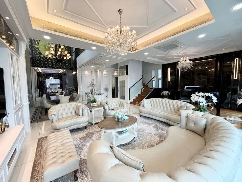 Bungalow for Sale in Senibong (Permas Jaya) - Yik Tat - PropertyGuru.com.my