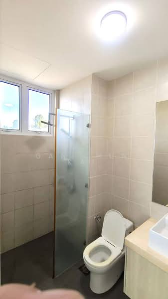 Kondominium untuk Disewa di Southbay Plaza - Gan Chun Kai - Bathroom - PropertyGuru.com.my