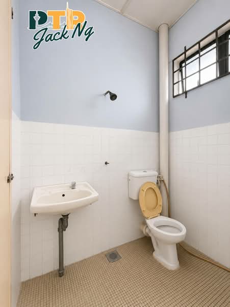 Rumah Berkembar untuk Dijual di Taman Kota Permai (Bukit Mertajam) - Jack Ng - Bathroom - PropertyGuru.com.my