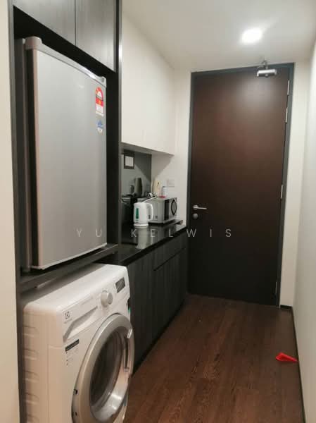 Condominium for Sale at The Fennel - Yu Kelwis - Kitchen - PropertyGuru.com.my