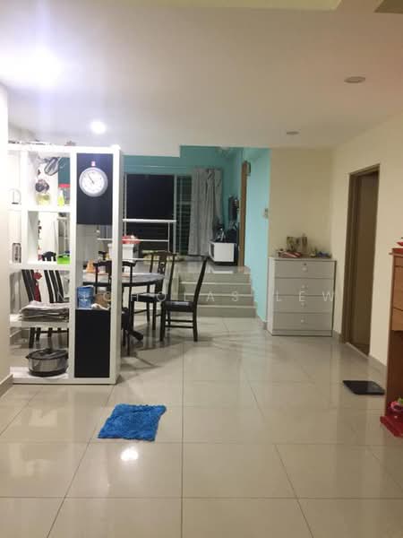 Kondominium untuk Dijual di Bayan Villa, Seri Kembangan - Nicholas Lew - Living Room - PropertyGuru.com.my