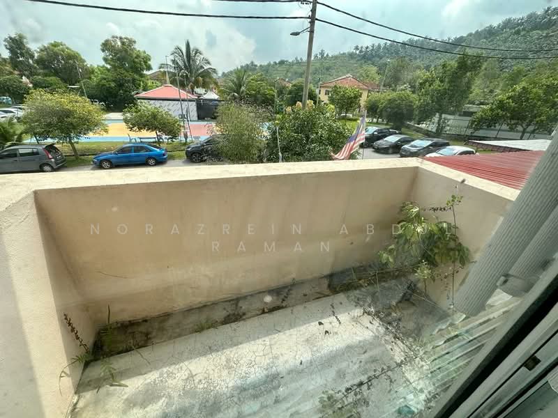 2-storey Terraced House for Sale in Bandar Puncak Alam (Puncak Alam) - Norazrein Abdul Raman - Exterior - PropertyGuru.com.my