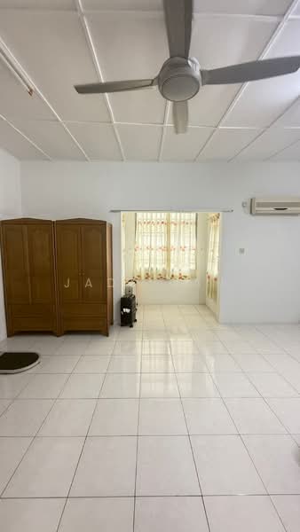 2-storey Terraced House for Rent in Bukit Indah (Iskandar Puteri (Nusajaya)) - Jade Gan - Living Room - PropertyGuru.com.my