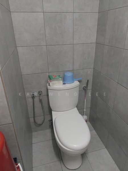 Servis Apartment untuk Disewa di One Equine - Kar Weng Lee - Bathroom - PropertyGuru.com.my