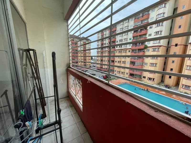 Pangsapuri untuk Dijual di Amazing Heights - Natasha Shadan - Balcony - PropertyGuru.com.my