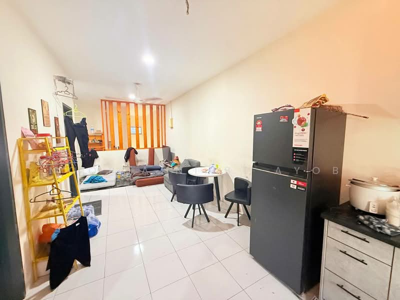 Rumah Bandar untuk Dijual di Cyberjaya (Selangor) - Noor Aini Bt Ayob - Living Room - PropertyGuru.com.my