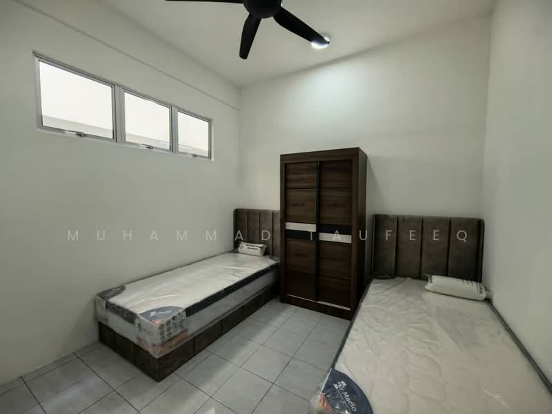 Apartment for Rent at Tinta Residensi, Nada Bidara - Muhammad Taufeeq - Bedroom - PropertyGuru.com.my