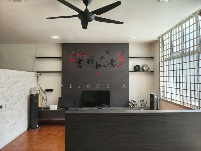 Rumah Teres 2.5 Tingkat untuk Dijual di Taman Puteri Wangsa (Ulu Tiram) - Wallace Ang - Living Room - PropertyGuru.com.my