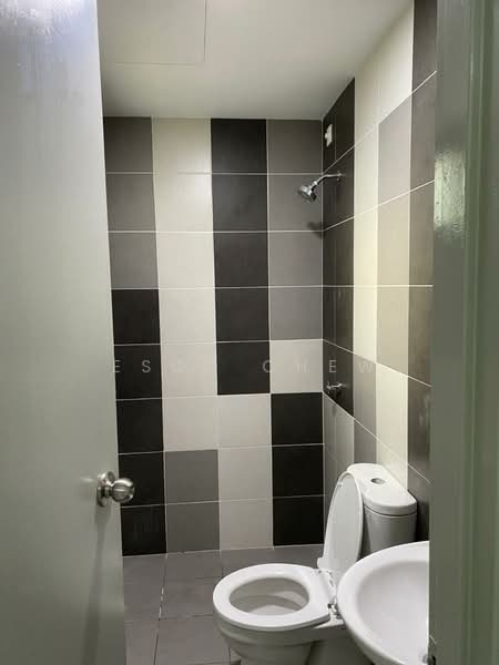 Service Residence for Rent at Residensi Mutiara Kajang 2 - Eson Chew - Bathroom - PropertyGuru.com.my