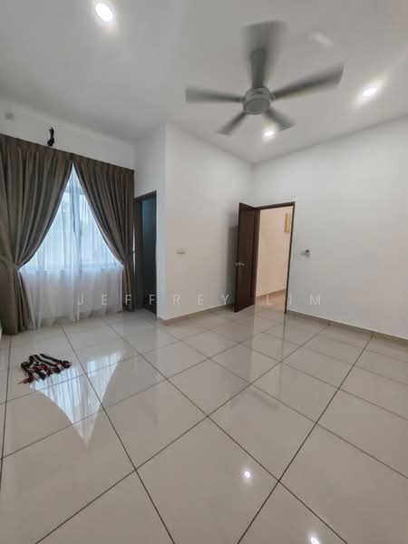 Cluster House for Sale in Kulai (Johor) - Jeffrey Lim - Living Room - PropertyGuru.com.my