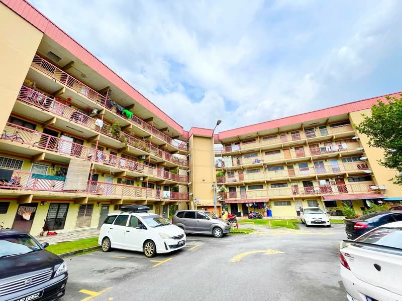 Flat for Sale at Pangsapuri Cheras 4E - Noor Aini Bt Ayob - Exterior - PropertyGuru.com.my