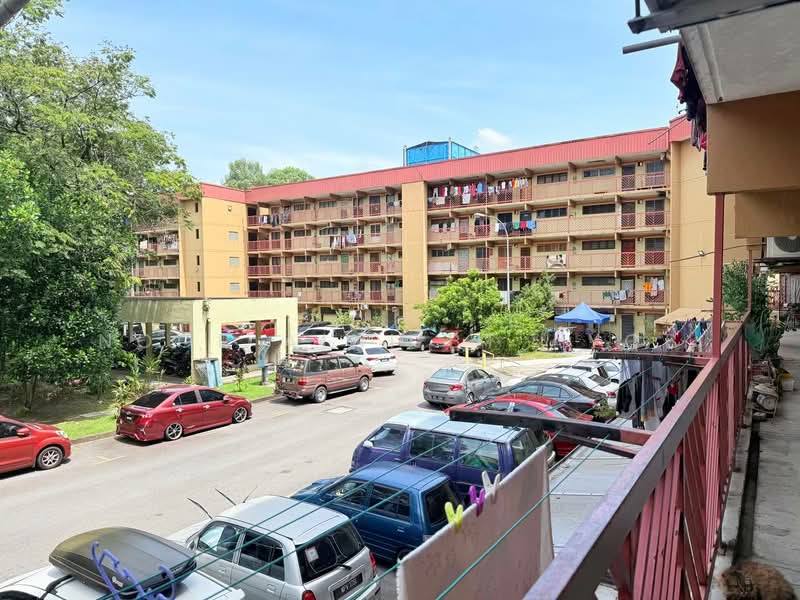Flat for Sale at Pangsapuri Cheras 4E - Noor Aini Bt Ayob - Exterior - PropertyGuru.com.my