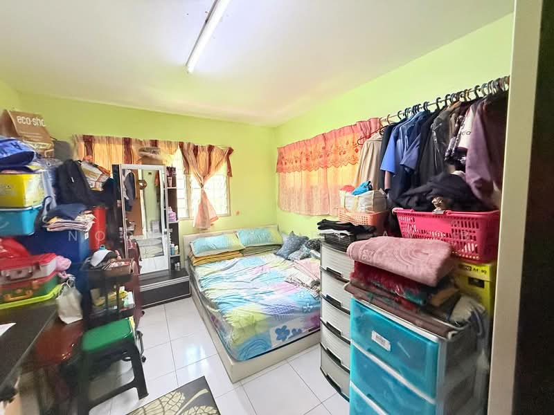 Flat for Sale at Pangsapuri Cheras 4E - Noor Aini Bt Ayob - Bedroom - PropertyGuru.com.my