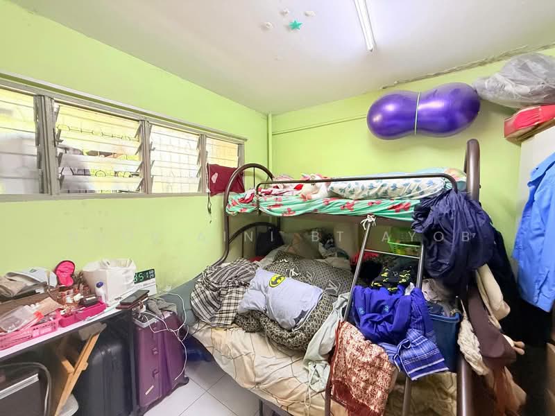 Flat for Sale at Pangsapuri Cheras 4E - Noor Aini Bt Ayob - Bedroom - PropertyGuru.com.my