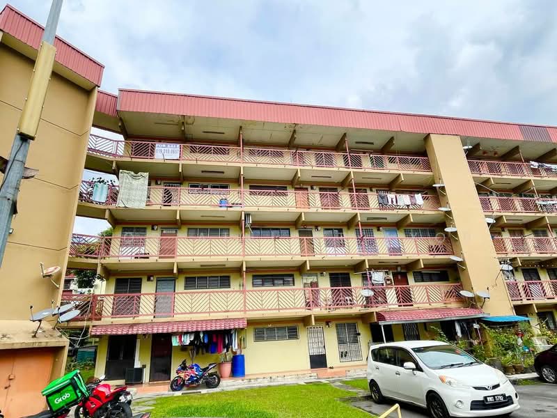 Flat for Sale at Pangsapuri Cheras 4E - Noor Aini Bt Ayob - Exterior - PropertyGuru.com.my