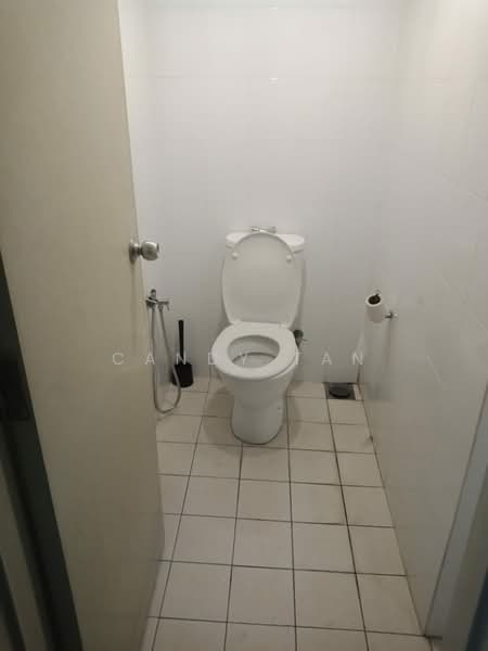 Servis Apartment untuk Dijual di Domain 3 @ NeoCyber - Candy Tan - Bathroom - PropertyGuru.com.my