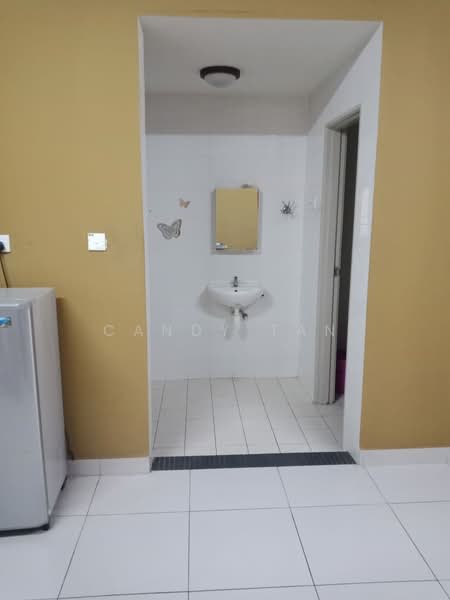 Servis Apartment untuk Dijual di Domain 3 @ NeoCyber - Candy Tan - Bathroom - PropertyGuru.com.my