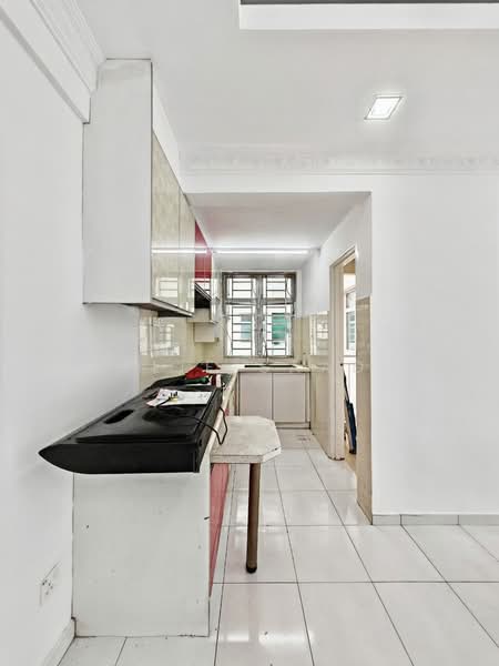 Pangsapuri untuk Dijual di Desajaya Villa - Alif Saad - PropertyGuru.com.my
