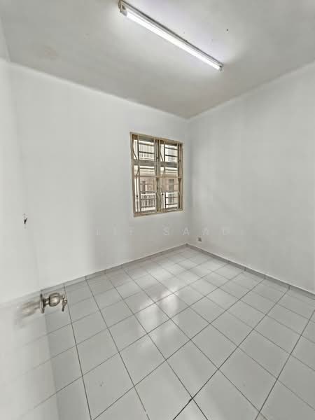 Pangsapuri untuk Dijual di Desajaya Villa - Alif Saad - PropertyGuru.com.my