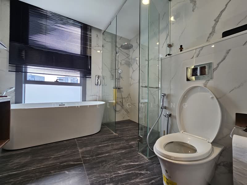 Service Residence for Sale at Core Residence @ TRX - Daniel Chieng - Bathroom - PropertyGuru.com.my