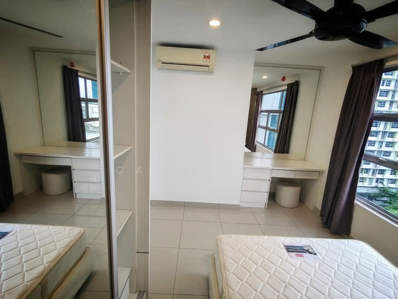 Servis Apartment untuk Dijual di Domain 4 @ NeoCyber - Candy Tan - Bedroom - PropertyGuru.com.my