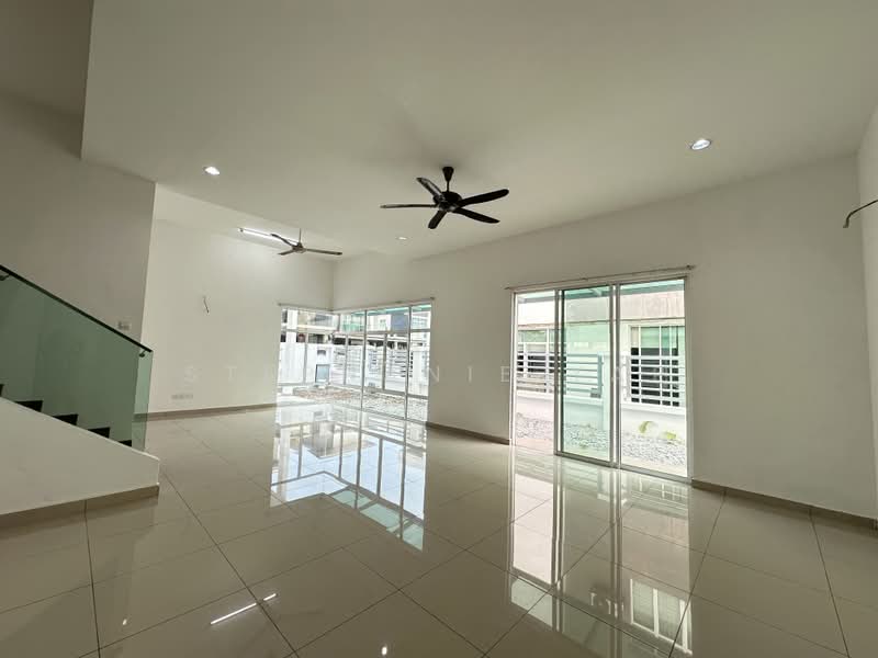 Rumah Kluster untuk Disewa di Bandar Bestari (Klang) - Stephanie Yap - Living Room - PropertyGuru.com.my