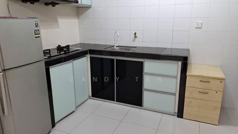 Servis Apartment untuk Dijual di Domain 2 @ NeoCyber - Candy Tan - Kitchen - PropertyGuru.com.my