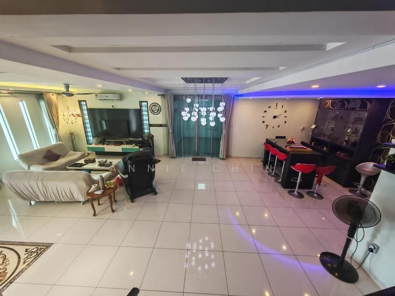 Semi-Detached House for Sale in Taman Mutiara Rini (Skudai) - Annie Chin - Living Room - PropertyGuru.com.my