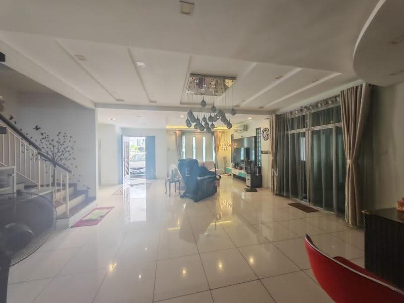 Semi-Detached House for Sale in Taman Mutiara Rini (Skudai) - Annie Chin - Living Room - PropertyGuru.com.my
