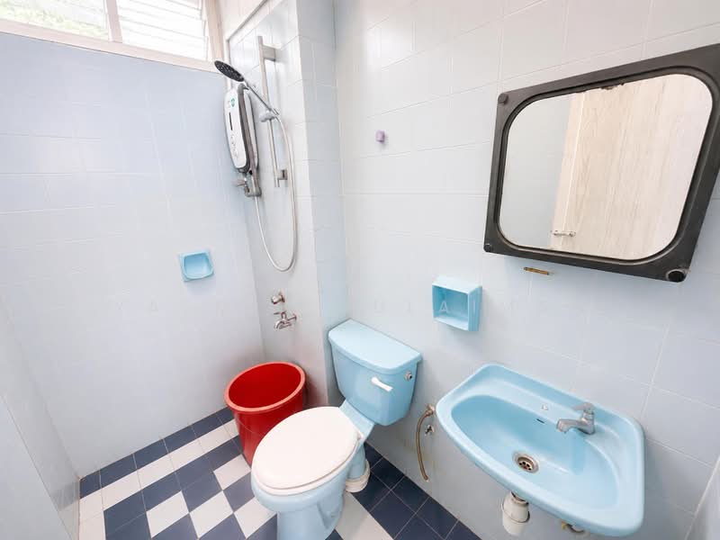 Apartment for Sale at Tasik Heights Apartment - Yasmin Sulaiman - Bathroom - PropertyGuru.com.my